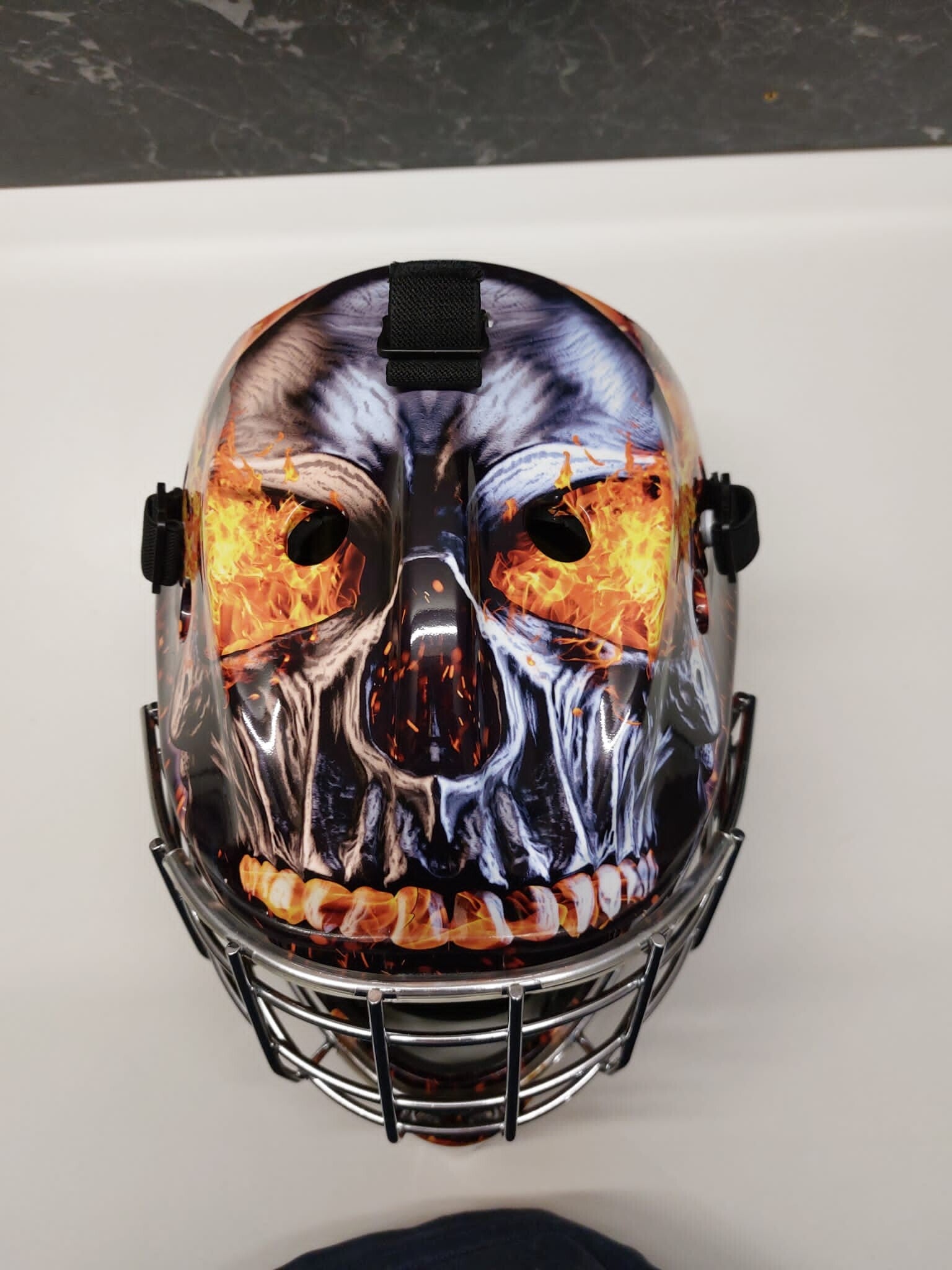 Individuelles Helmdesign für Goalies