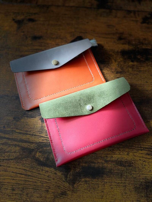 Pochette Bicolore en Cuir