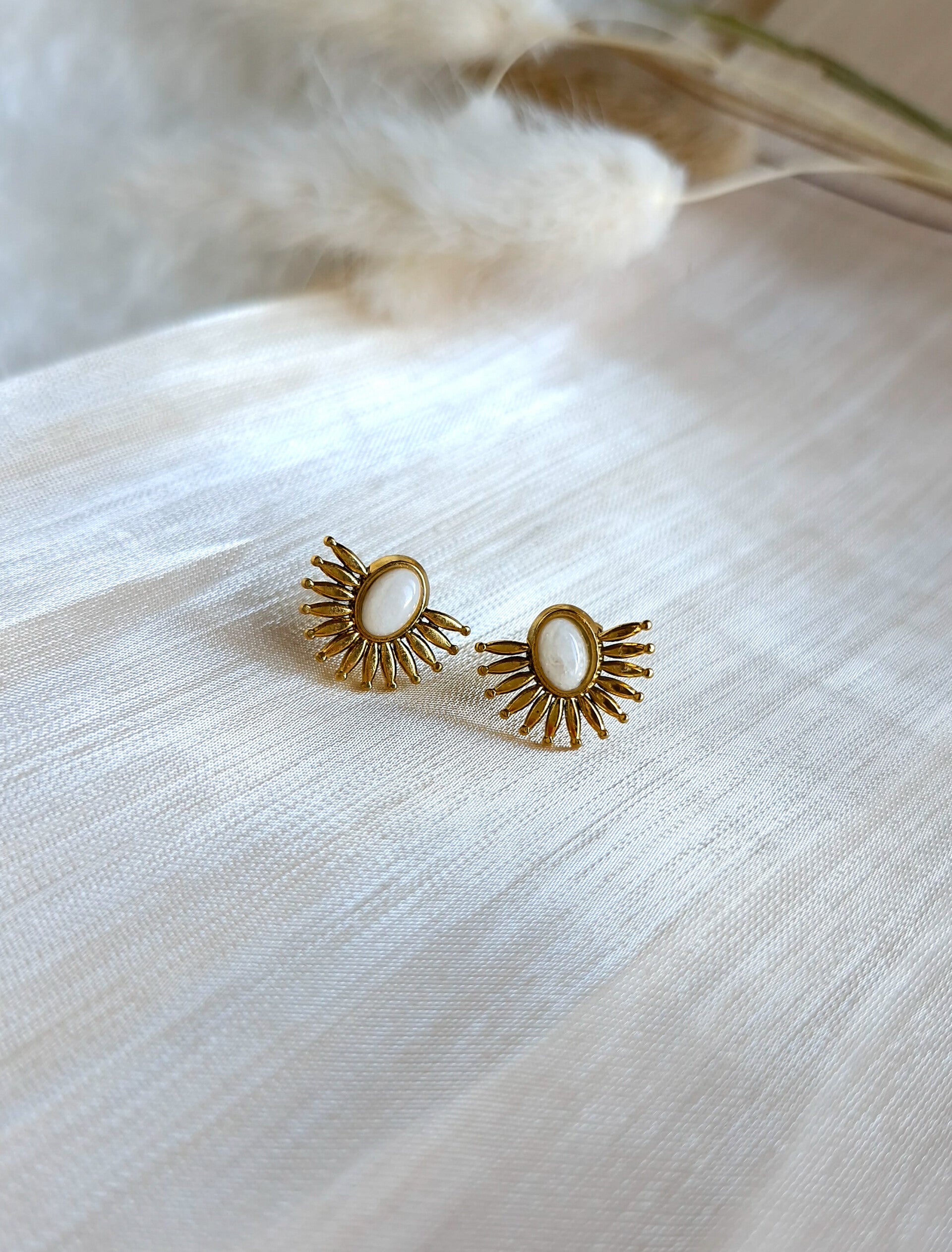 Boucles d'oreilles Aïla Jade Blanc