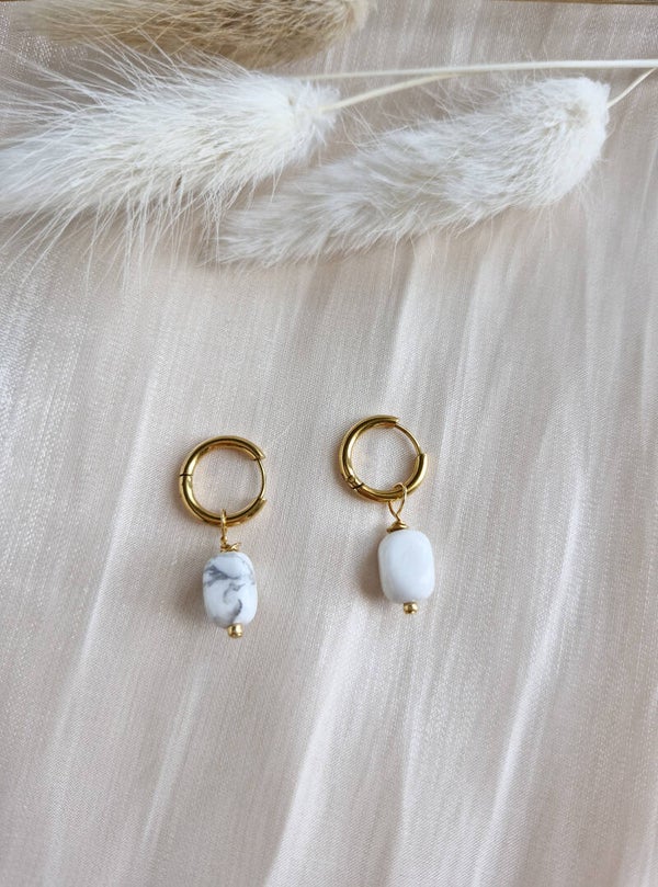 Boucles d'oreilles Célia Howlite