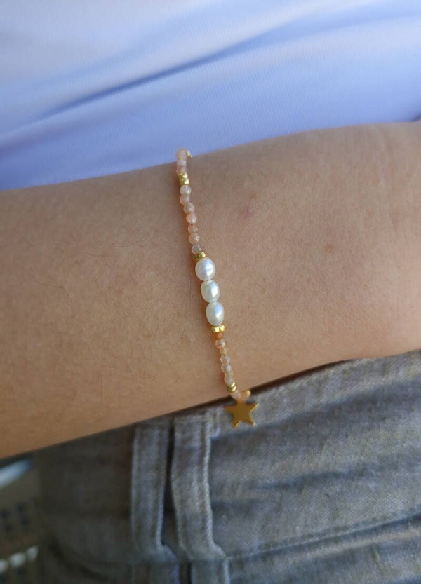 Bracelet Maeva Pierre de soleil et perle d'eau douce