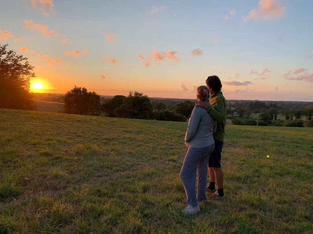 stilte, onthaasten, rural france, hartje frankrijk, a la terre ferme, logeren bij Belgen