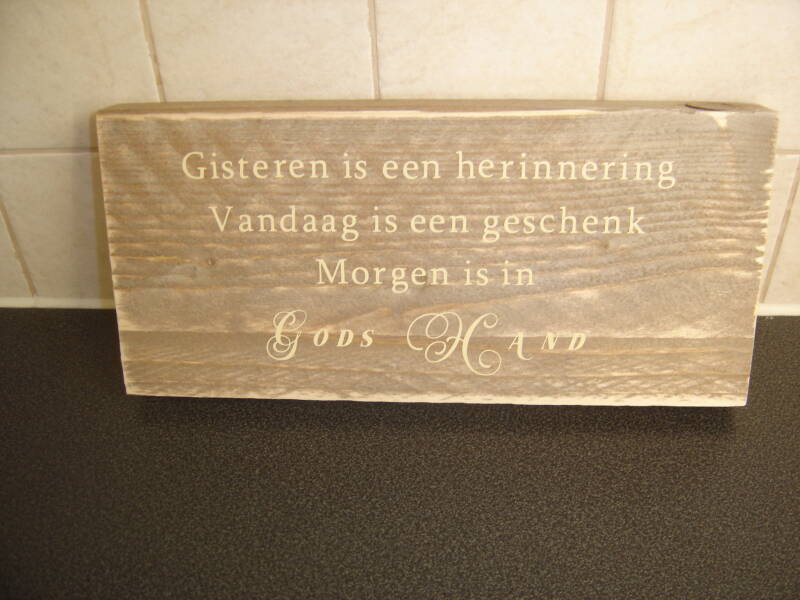 steigerhout met tekst