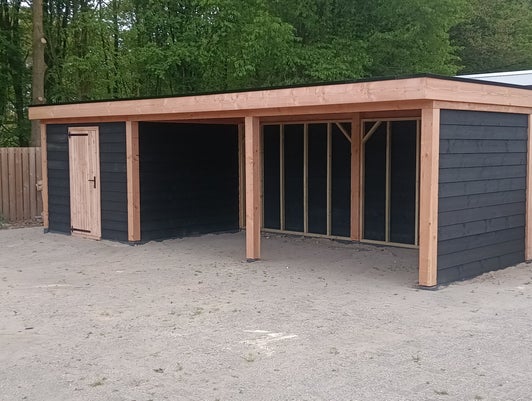 Fijnbezaagd Douglas met achterwand en zijwand enkelwandig gemonteerd