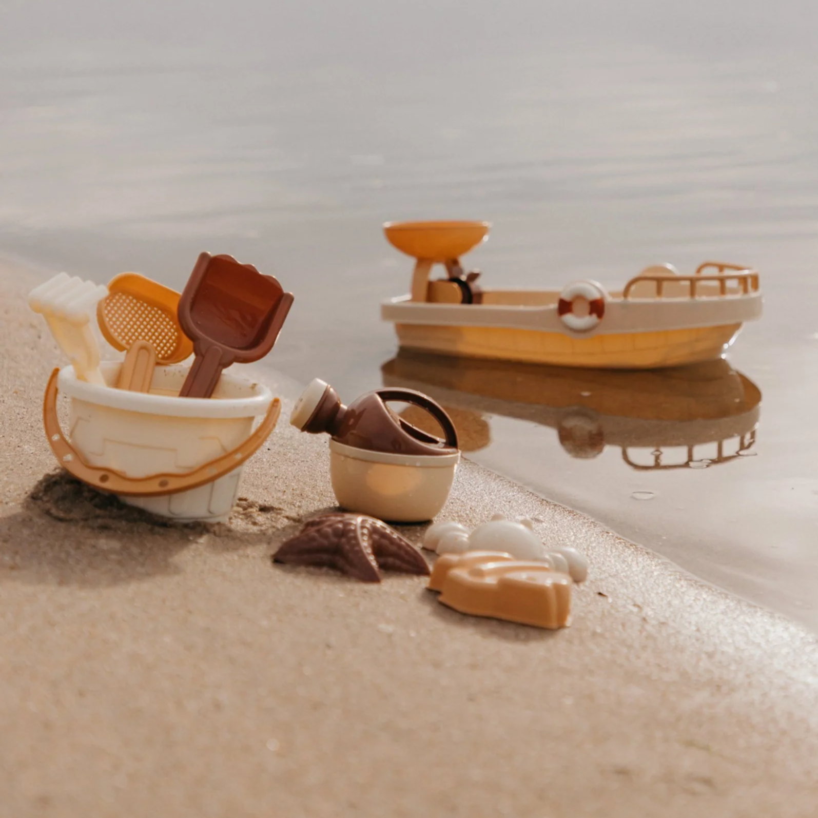 All Aboard - Beach Toy Set