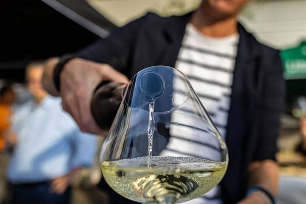 Een Goed Glas voor een Goed Doel