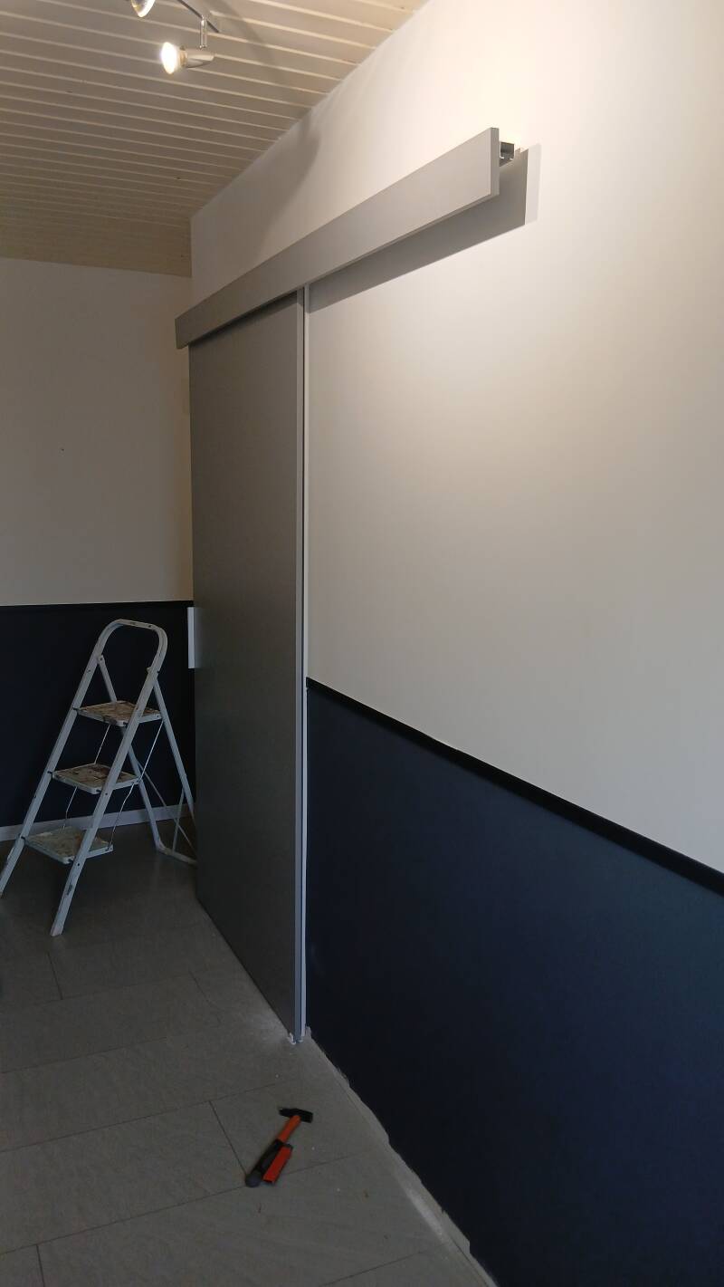 renovation couloir et remplacement de porte classique par des porte coulissante Saint Barthélémy haute Saône