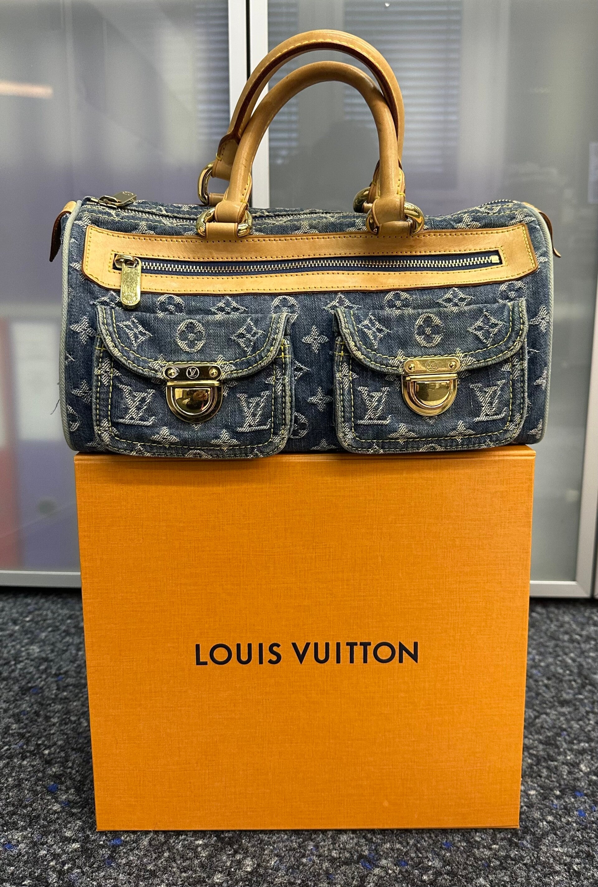 LOUIS VUITTON Neo Speedy Denim
