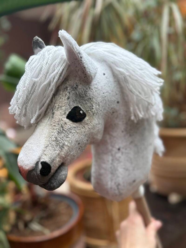 Hobbyhorse Connemara size S - yearling