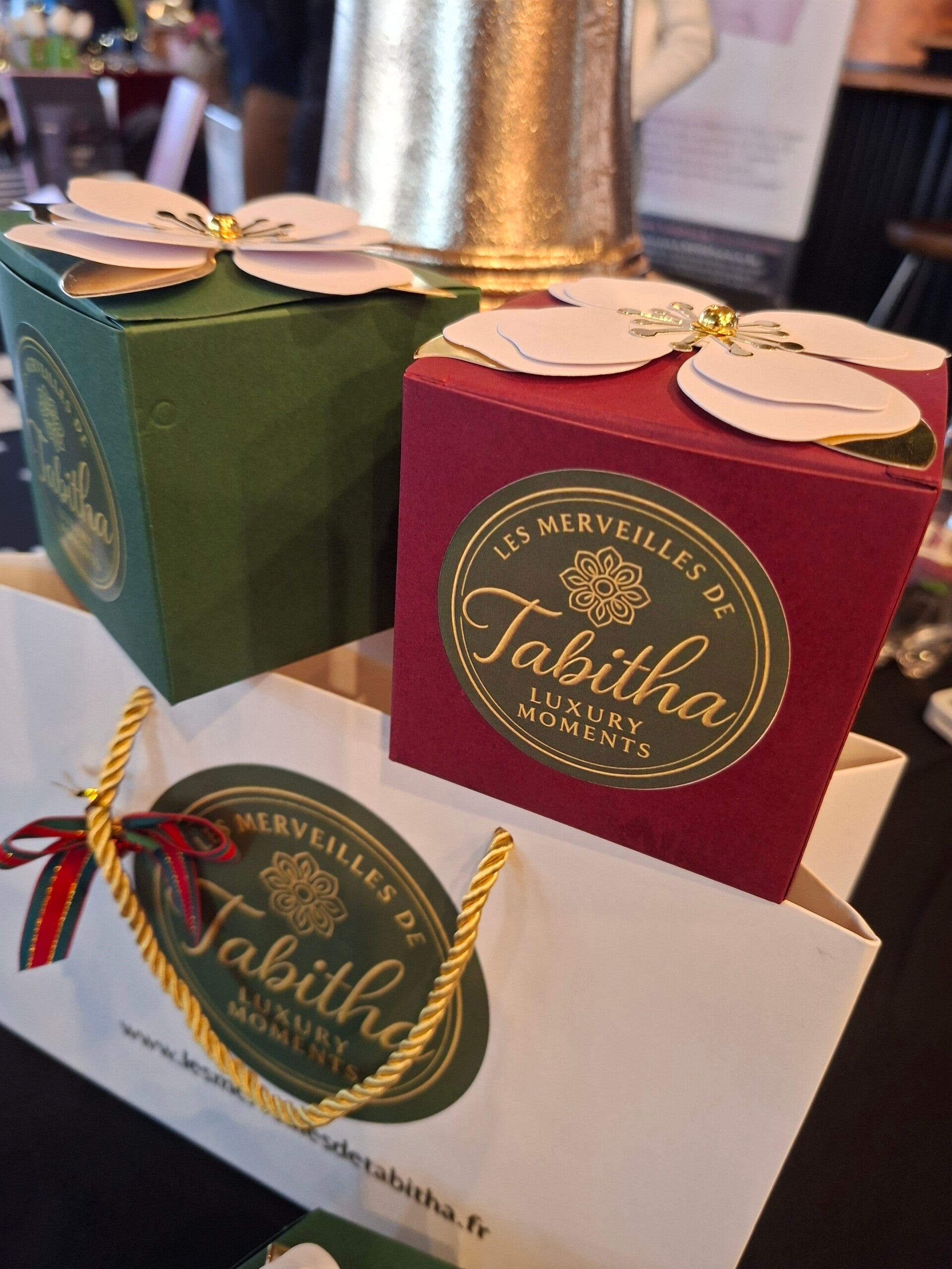 Boîte cadeau assortiment 6 mendiants + 6 guimauves enrobées assortis