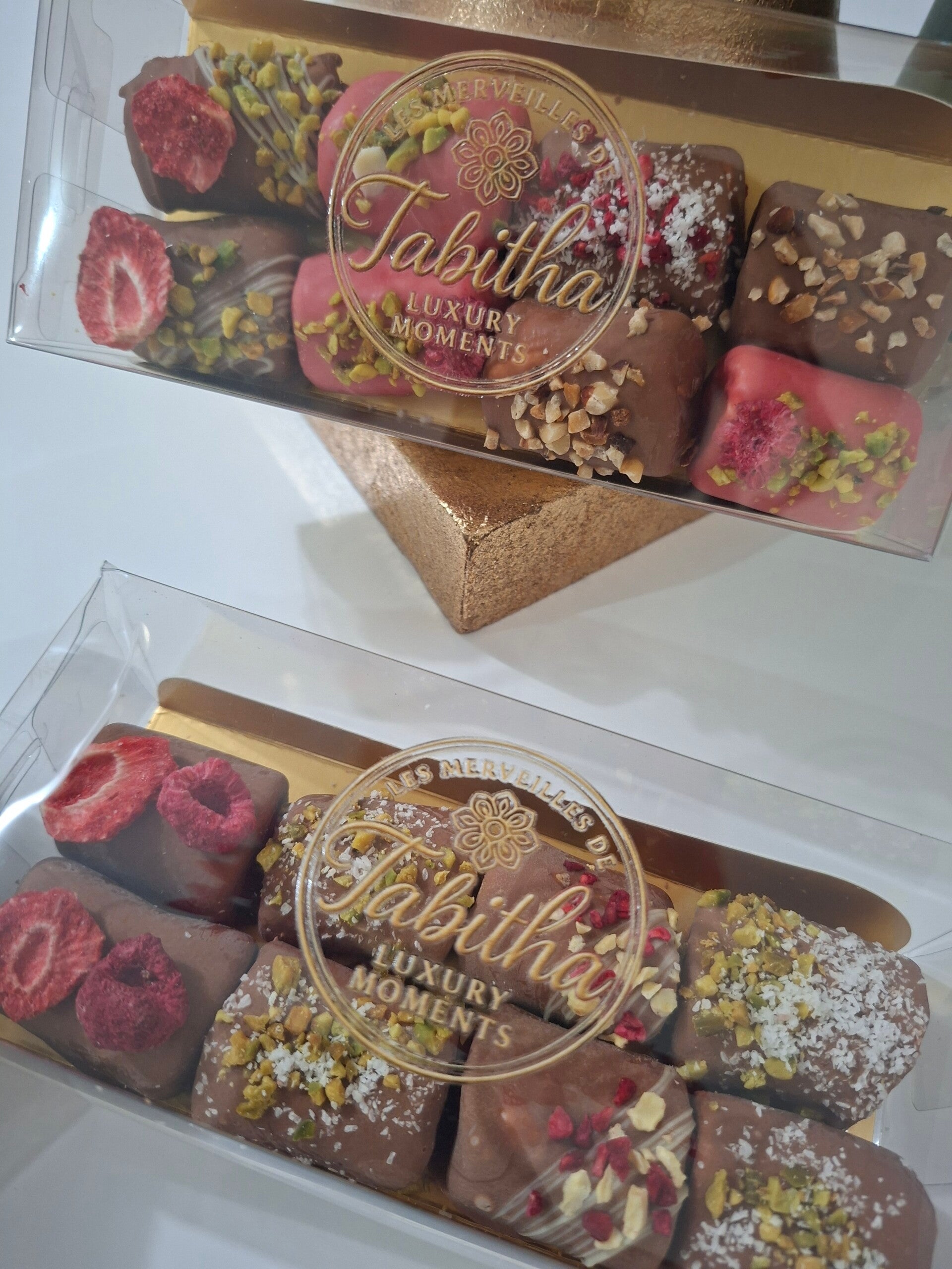 Boîte transparente 8 guimauves enrobées assortis