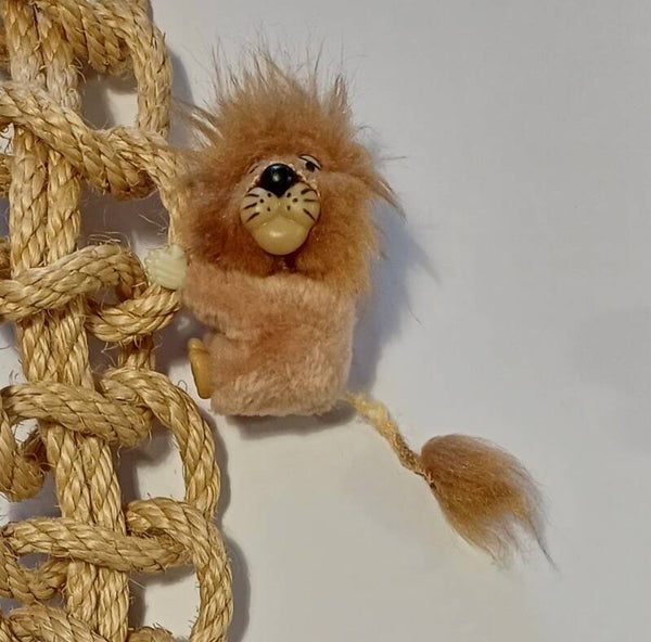 Vintage Leeuw 2 Knijpbeestje/poppetje jaren 80