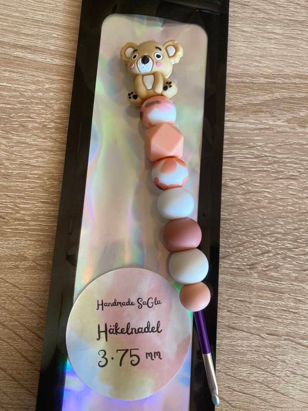 Häkelnadel Bär braun 3,75mm peach Blumen