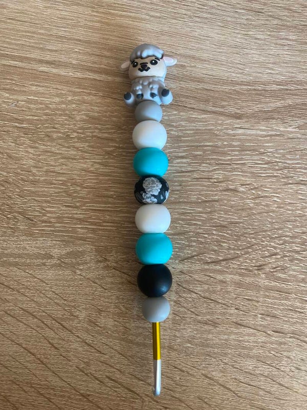 Häkelnadel Schaf grau 3,5mm Schwarze Blumenkugel