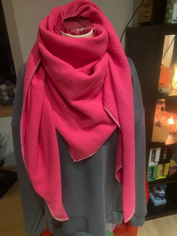 Musselin Tuch pink hell