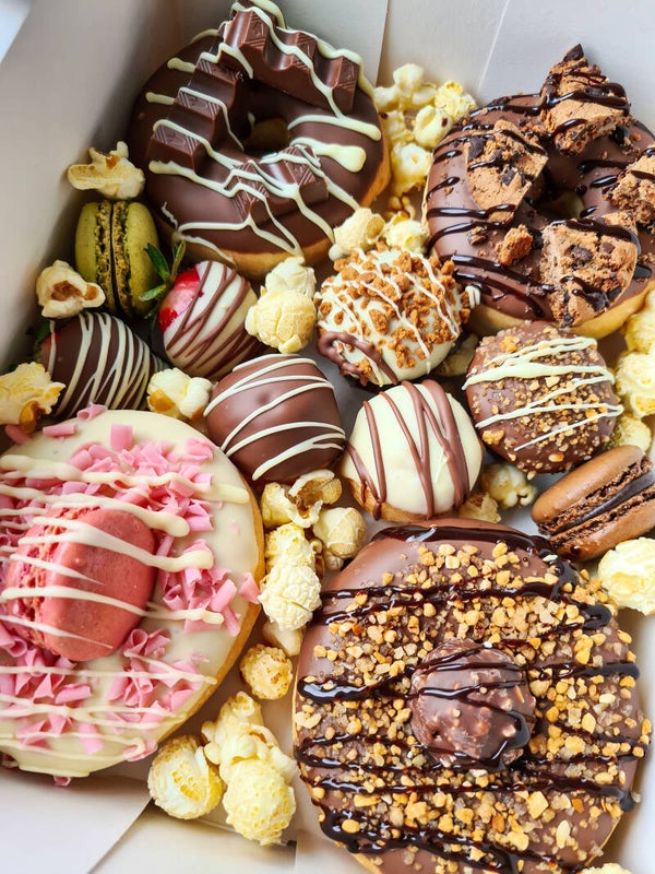 sweetbox donuts&mini sweets