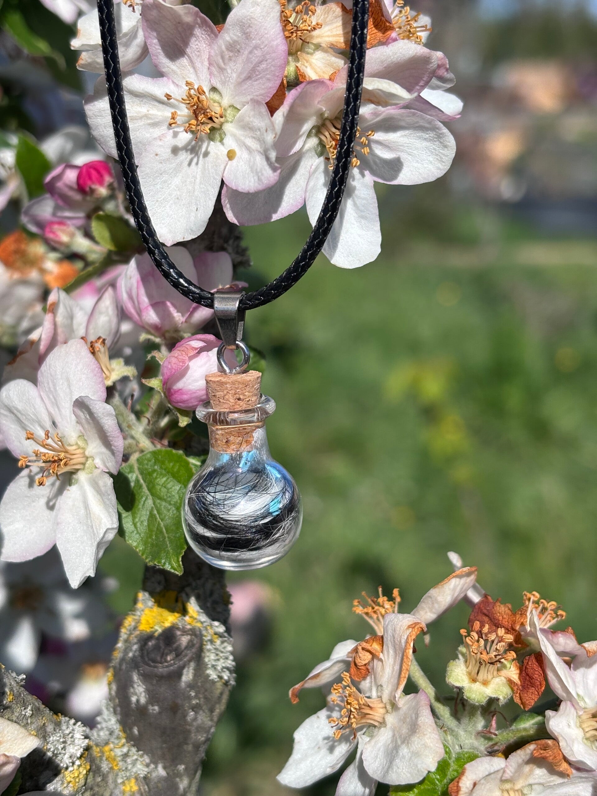 Collier fiole éternelle - Crins et/ou poils