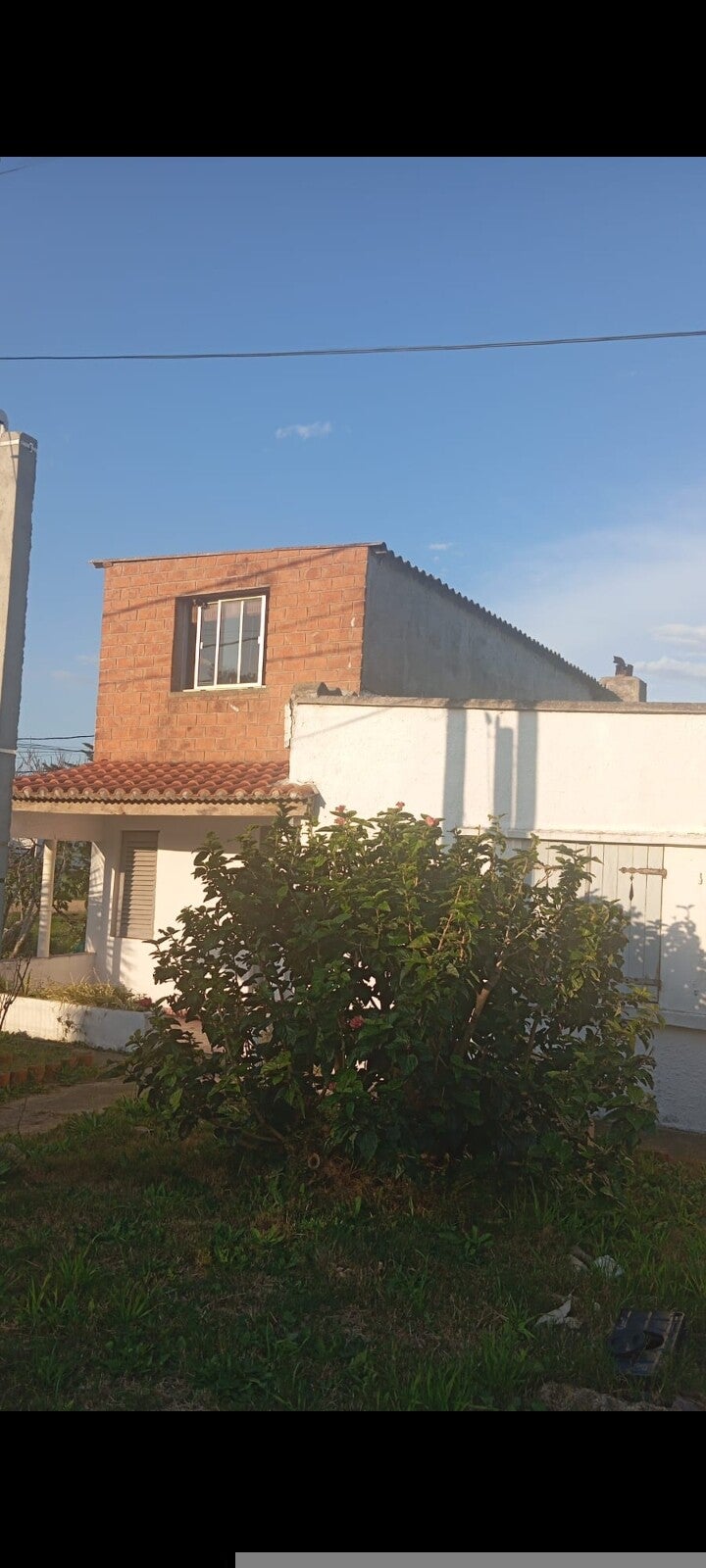 1000767760-standard.jpg