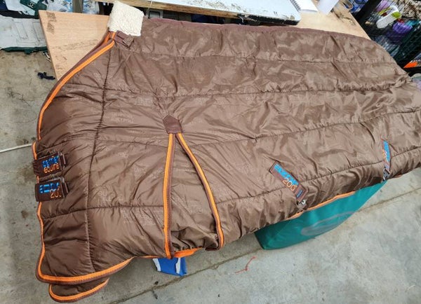 7'3 Premier Equine 200g azor rug liner