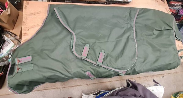 6ft Horseware Amigo 250g detachable neck turnout rug (preloved)