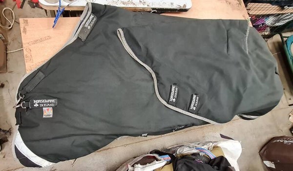 7'3 Horseware Rambo Vari-layer 250g Detachable Neck Turnout Rug - Preloved