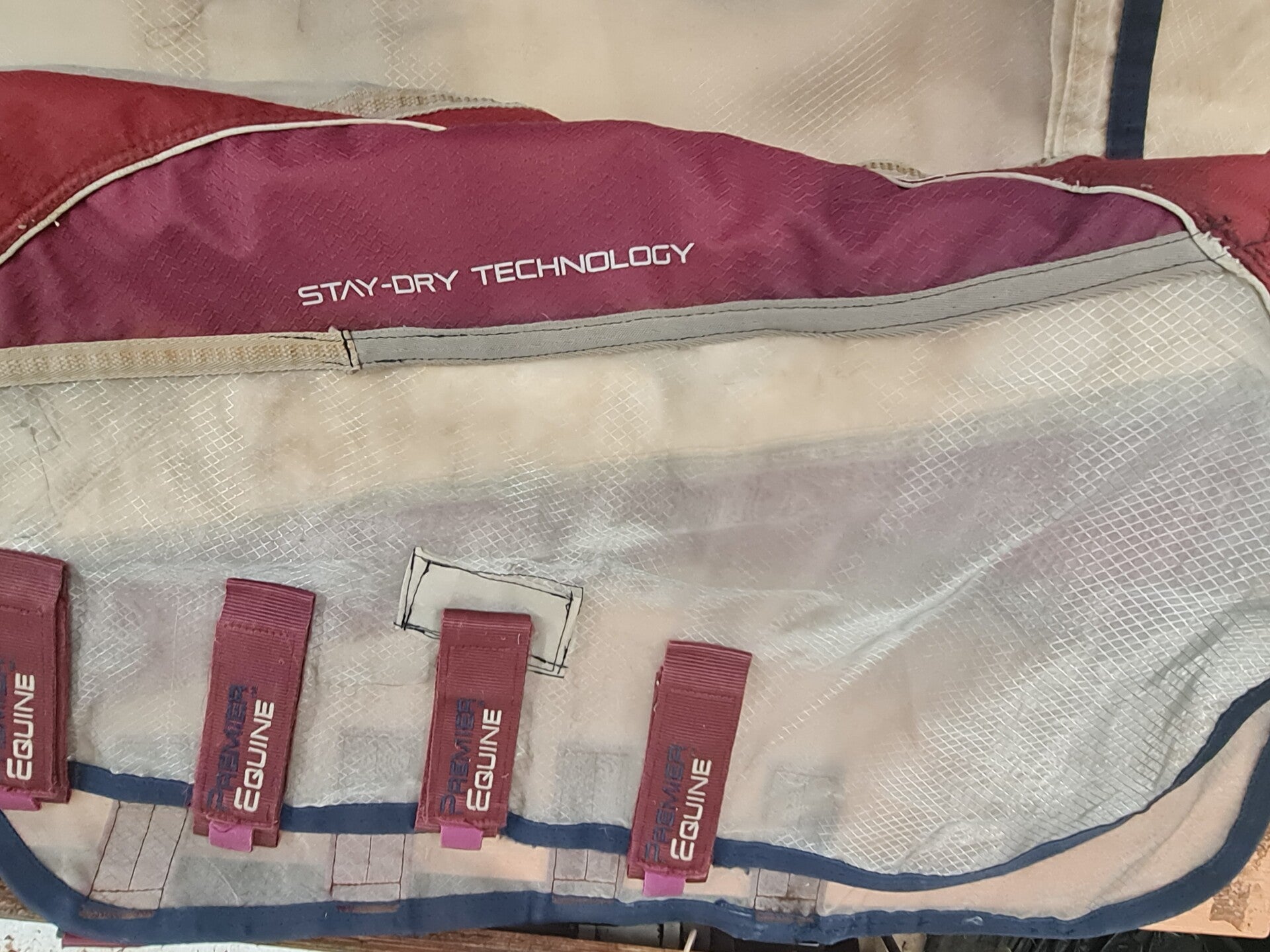 7ft Premier Equine Stay Dry Fly Rug  - Preloved