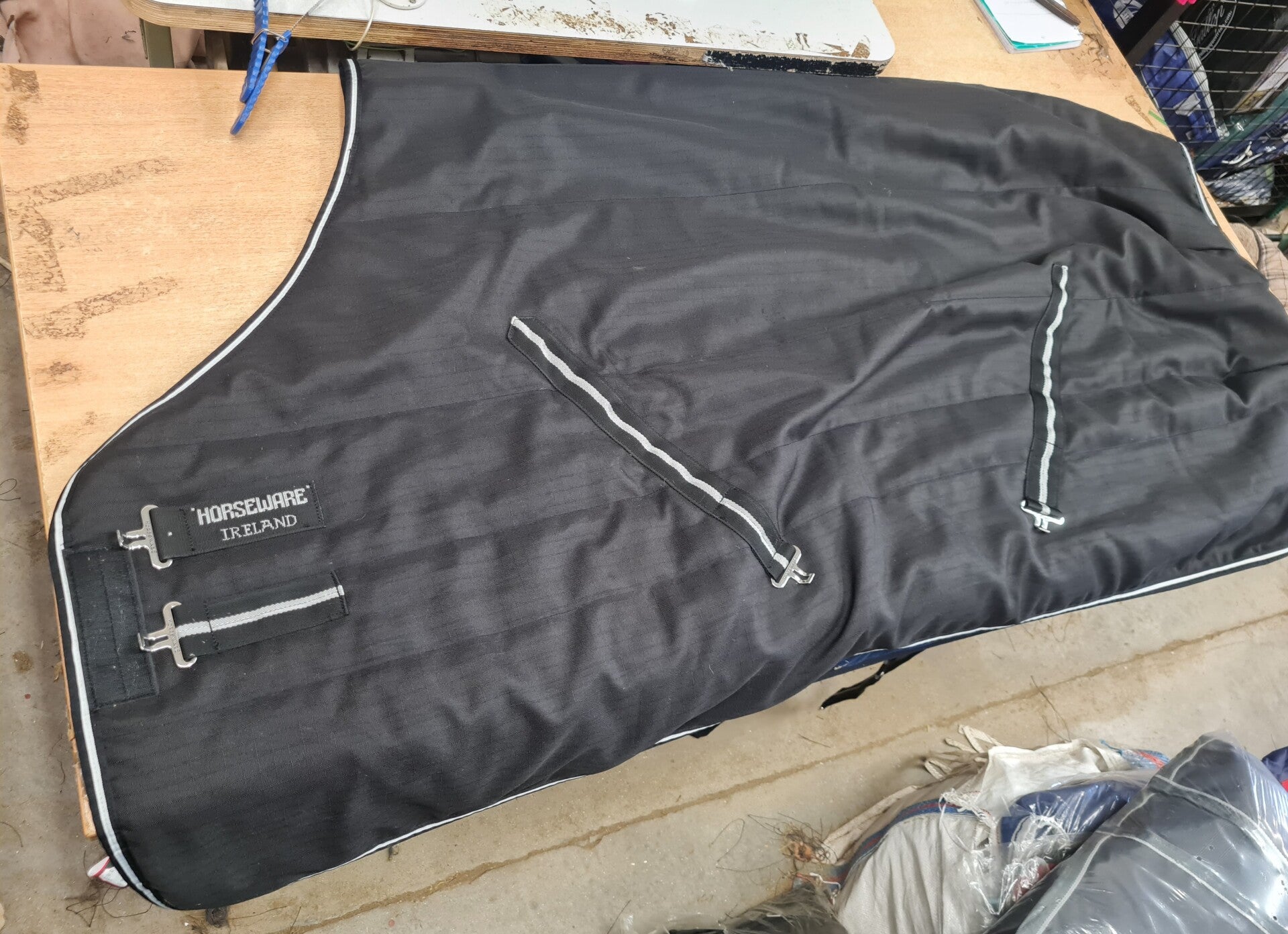 5'9 Horseware Rambo 100g Stable Rug - Preloved
