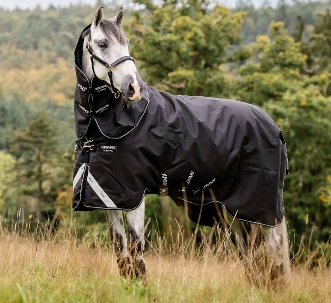 5'9 Horseware Super Bravo 250g Detachable Neck Turnout Rug