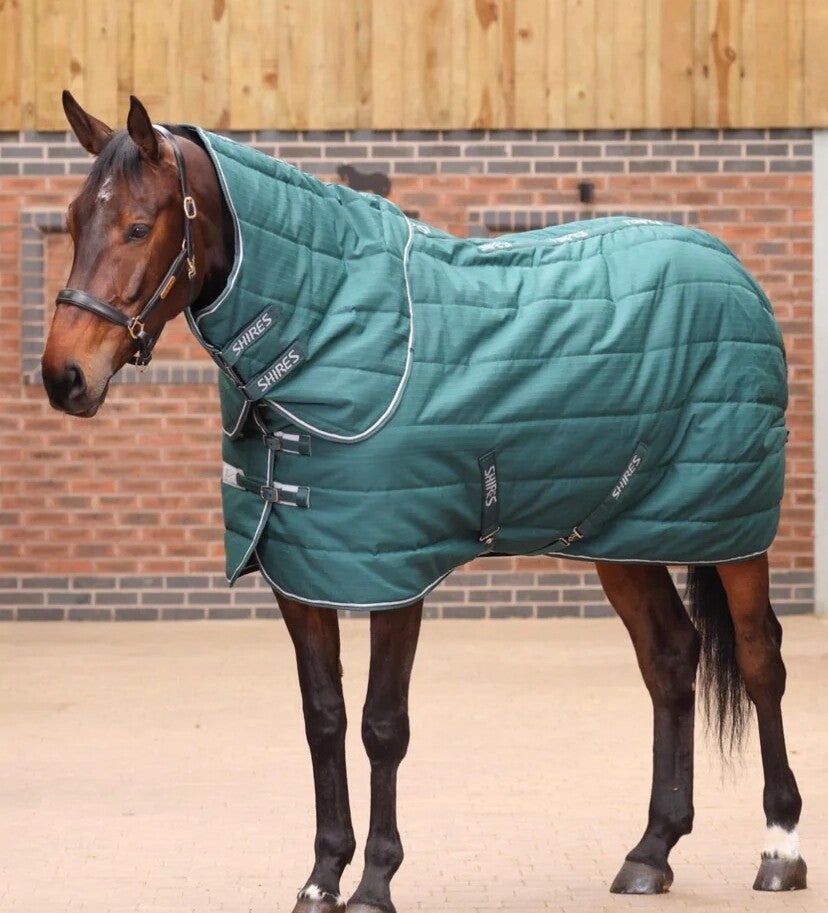 6'3 Shires Tempest 200g Rug and Neck Set Stable Rug