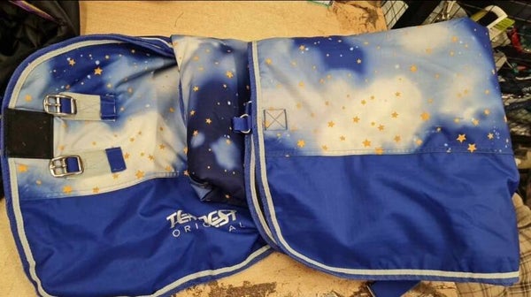 5'6 Shires Tempest 200g Combo Turnout Rug - Preloved