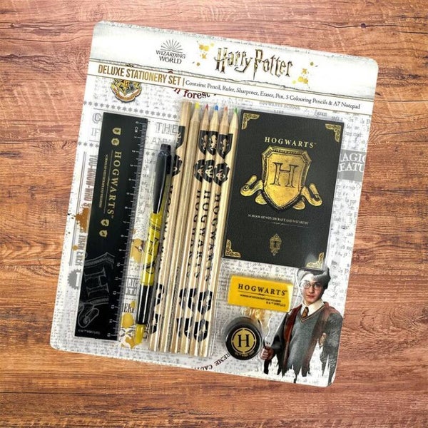 Set de Papeterie Harry Potter Deluxe Poudlard Noir et Or  KAS DESIGN KAS DESIGN