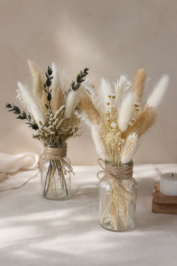 Trockenblumenstrauß mit Vase Klar