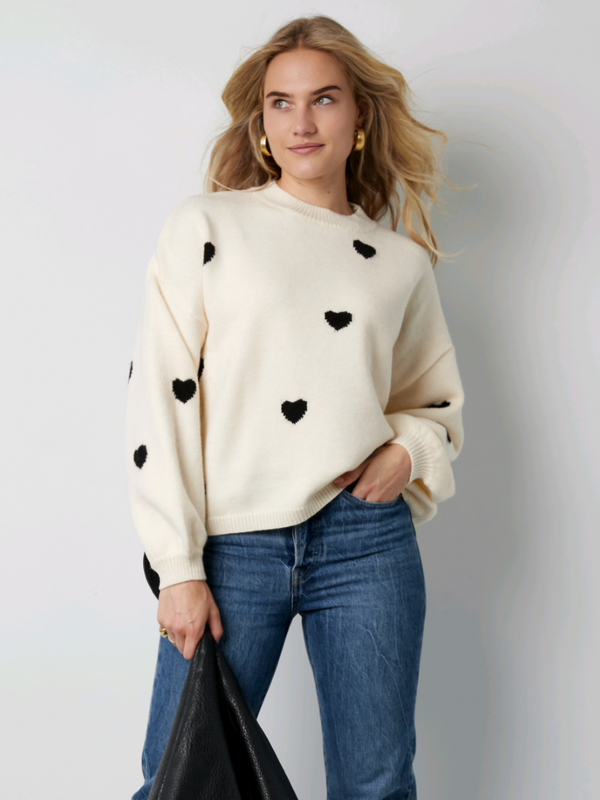 TRUI HEARTFELT HUGS - ECRU