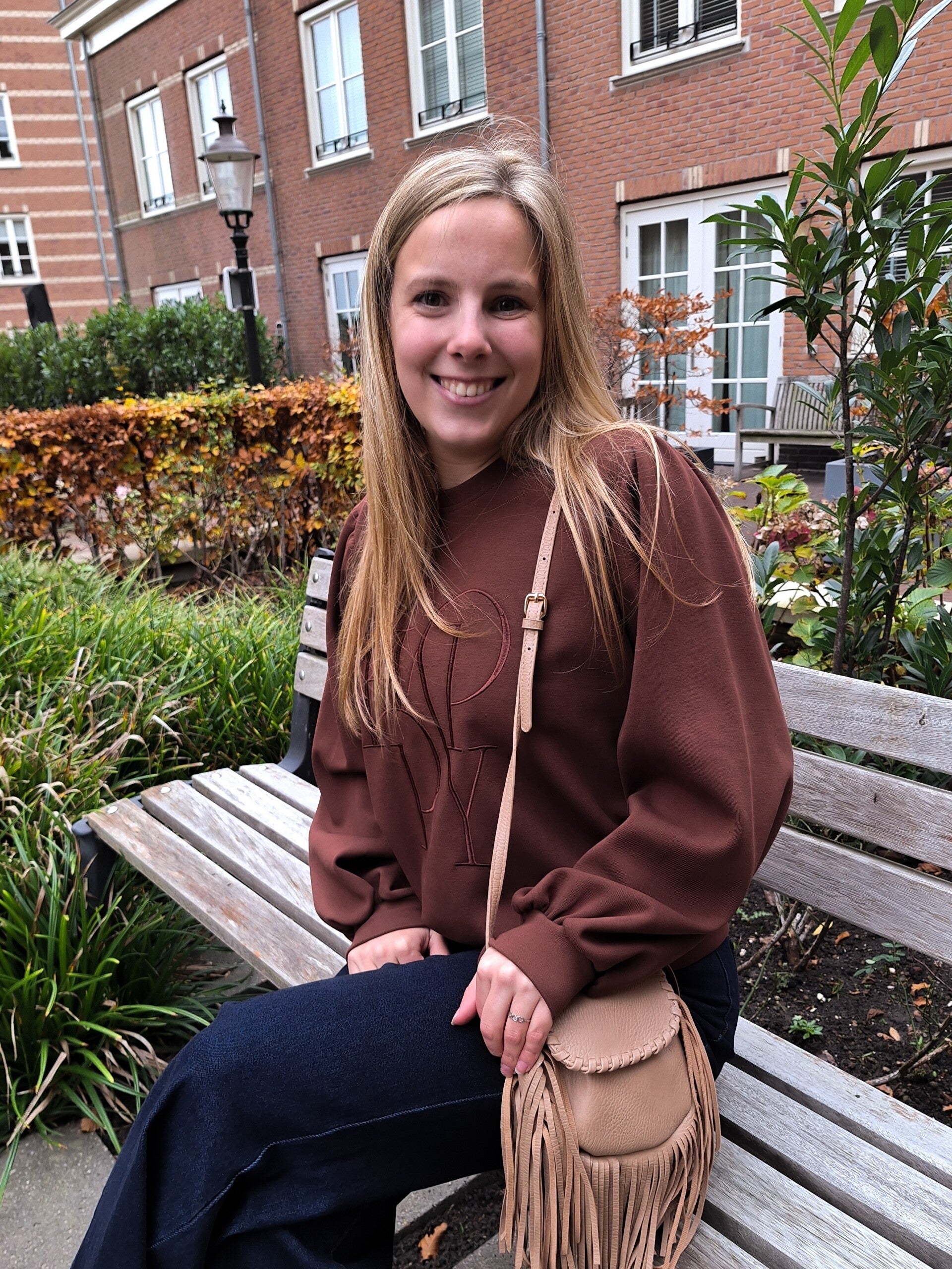 MOOIJ TRUI HAPPY - BRUIN