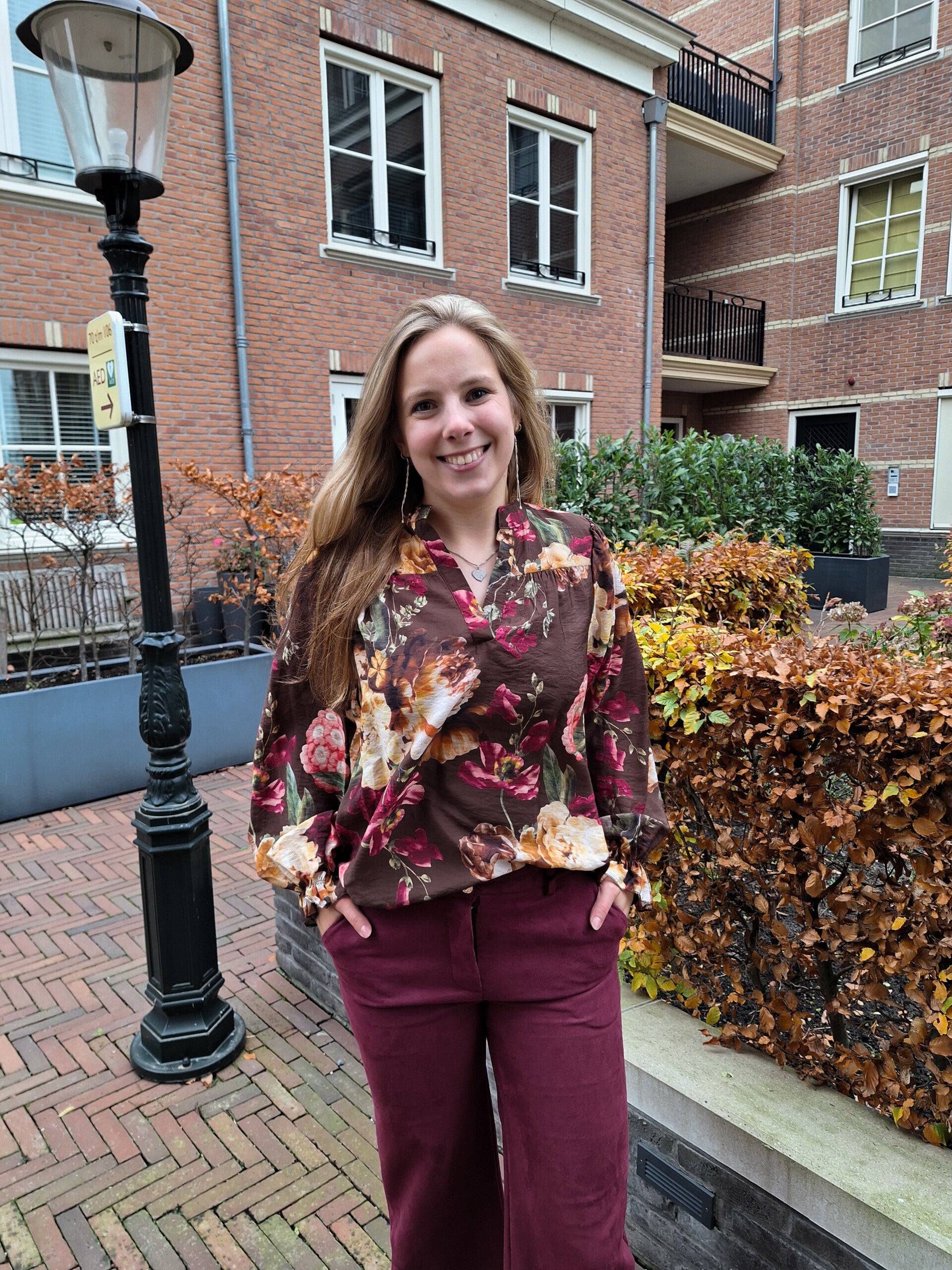 BLOUSE WILD FLOWERS - BRUIN/MULTI