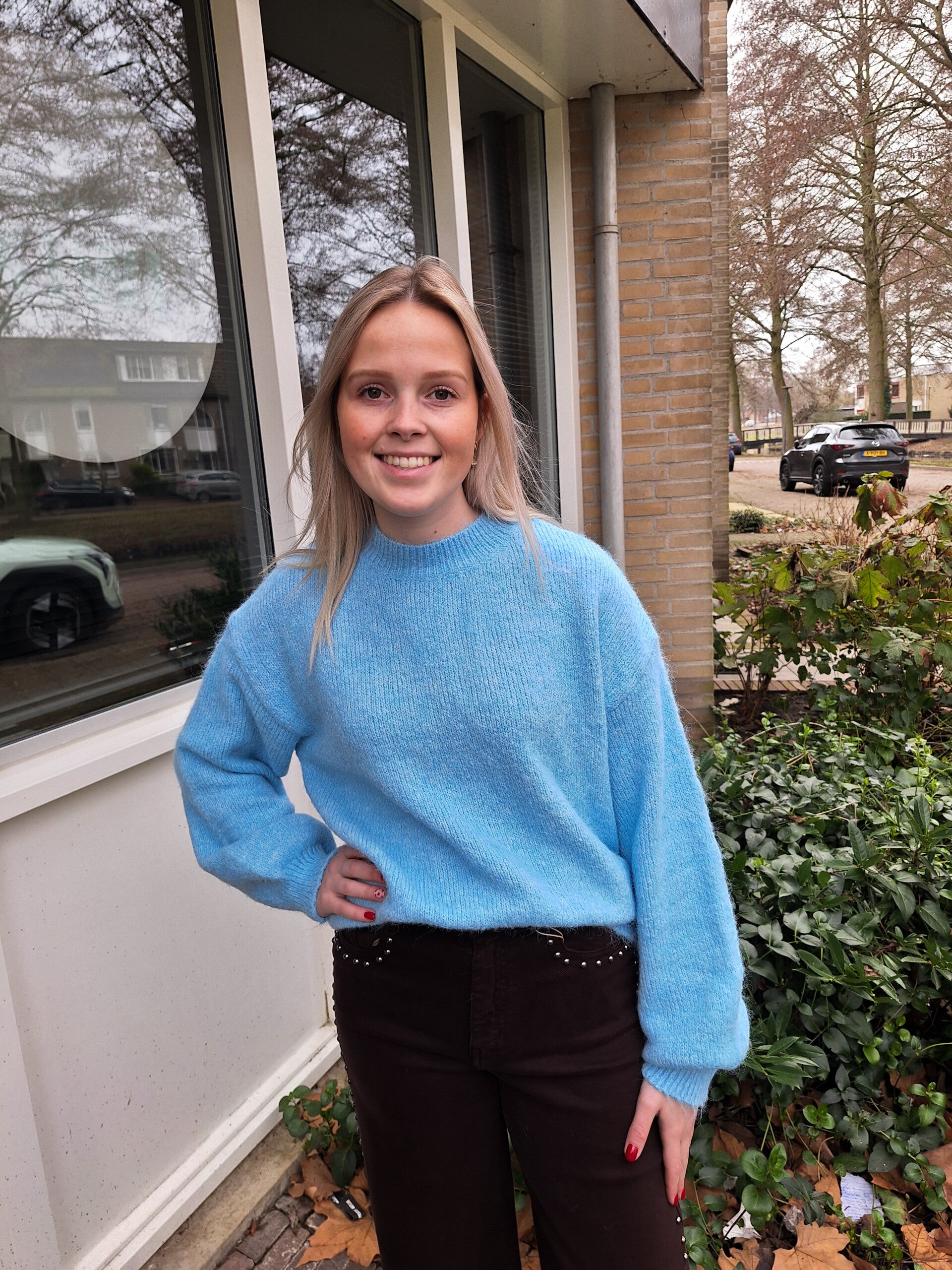 AZZURRO KNITTED SWEATER - BLAUW