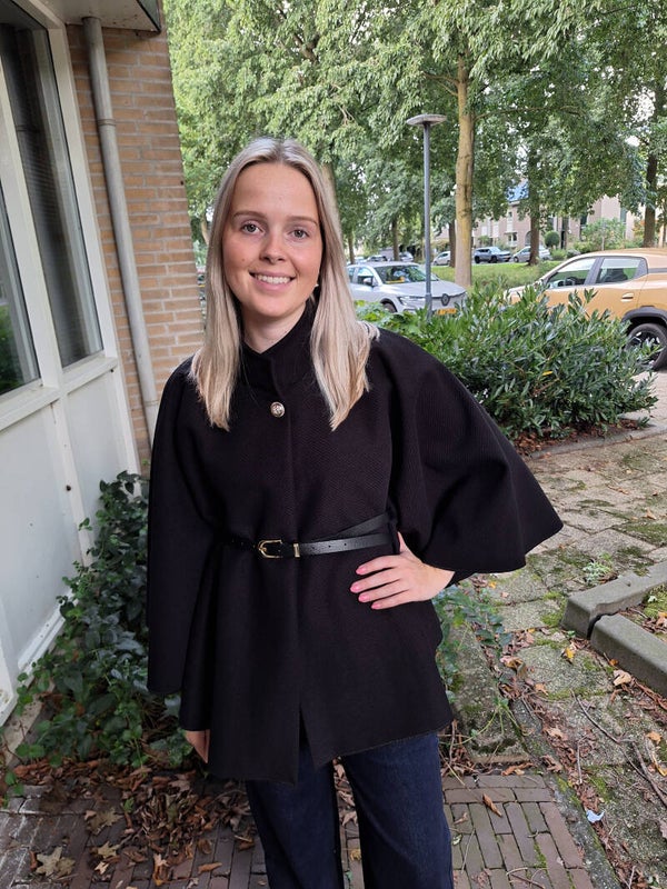 PONCHO MET RIEMPJE - ZWART