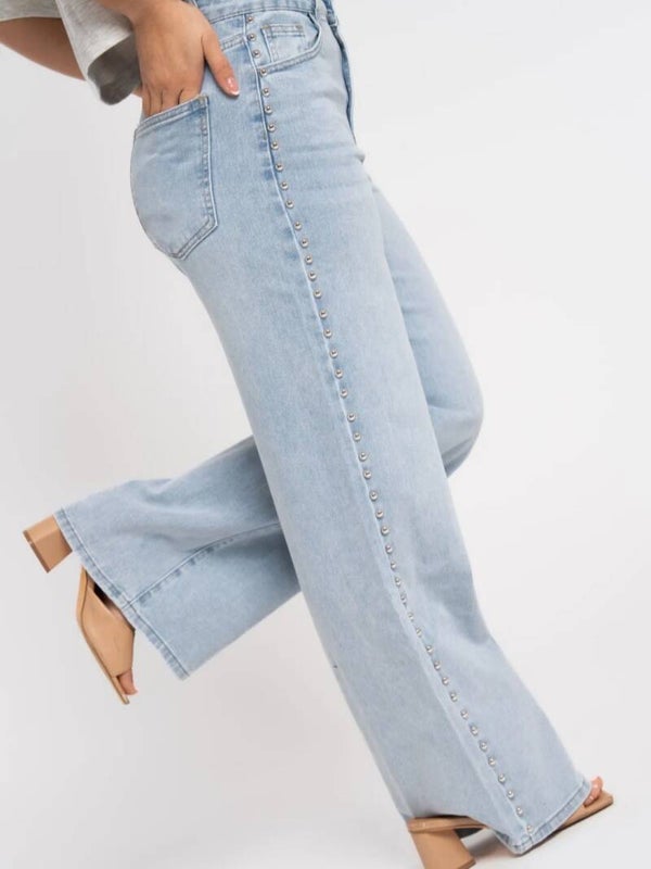 REDIAL JEANS MET STUDS - LICHTBLAUW