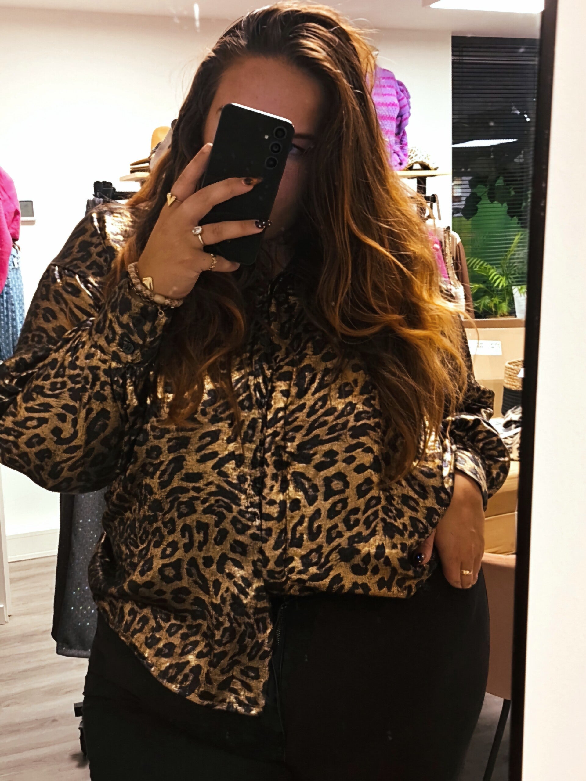 METALLIC BLOUSE MET PANTERPRINT - GOUD