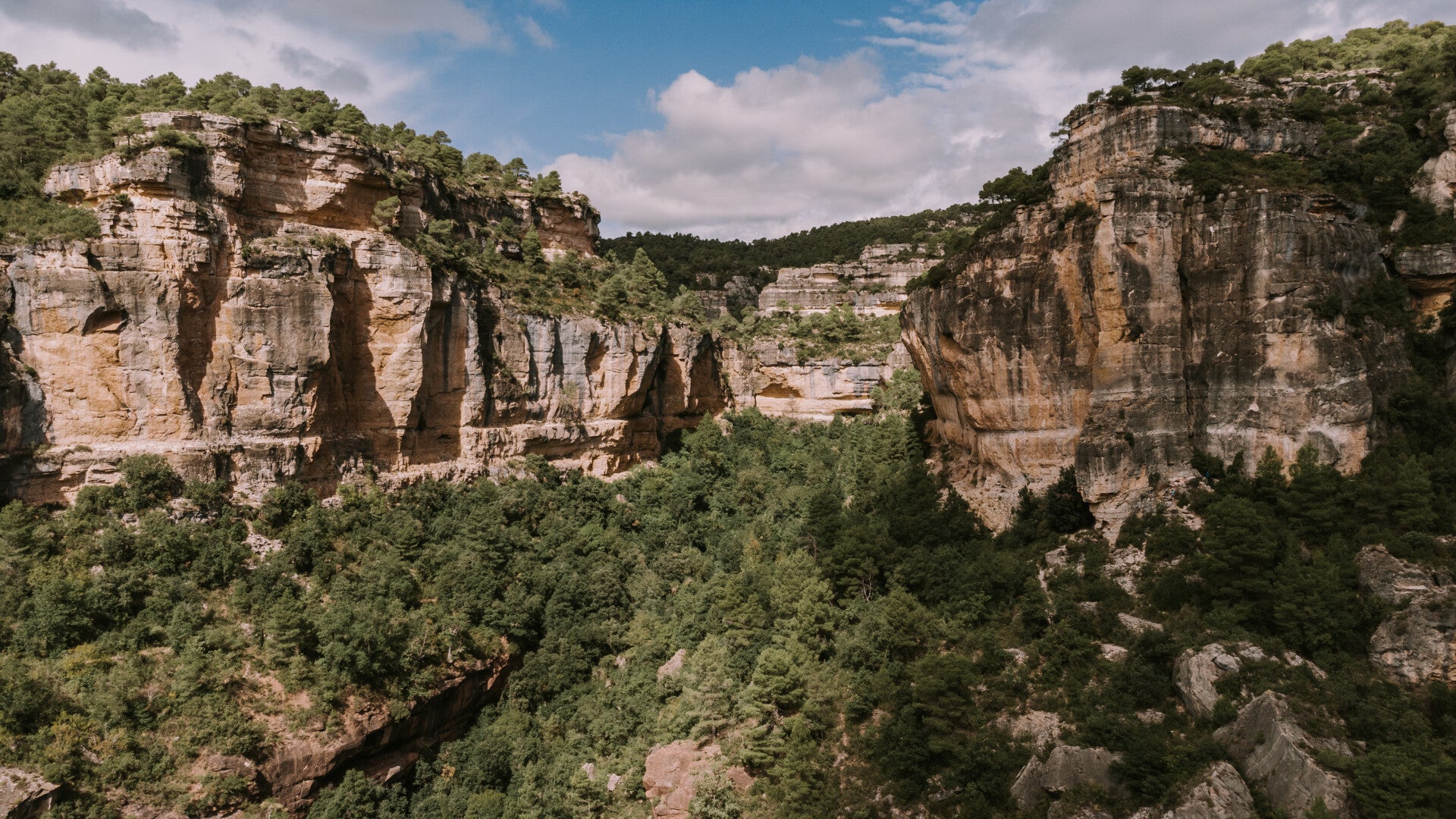 Gorge in Spain with orange limestone rocks