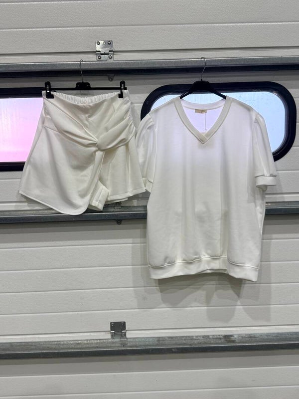 Setje met broek/rokje (nog aanpassen)