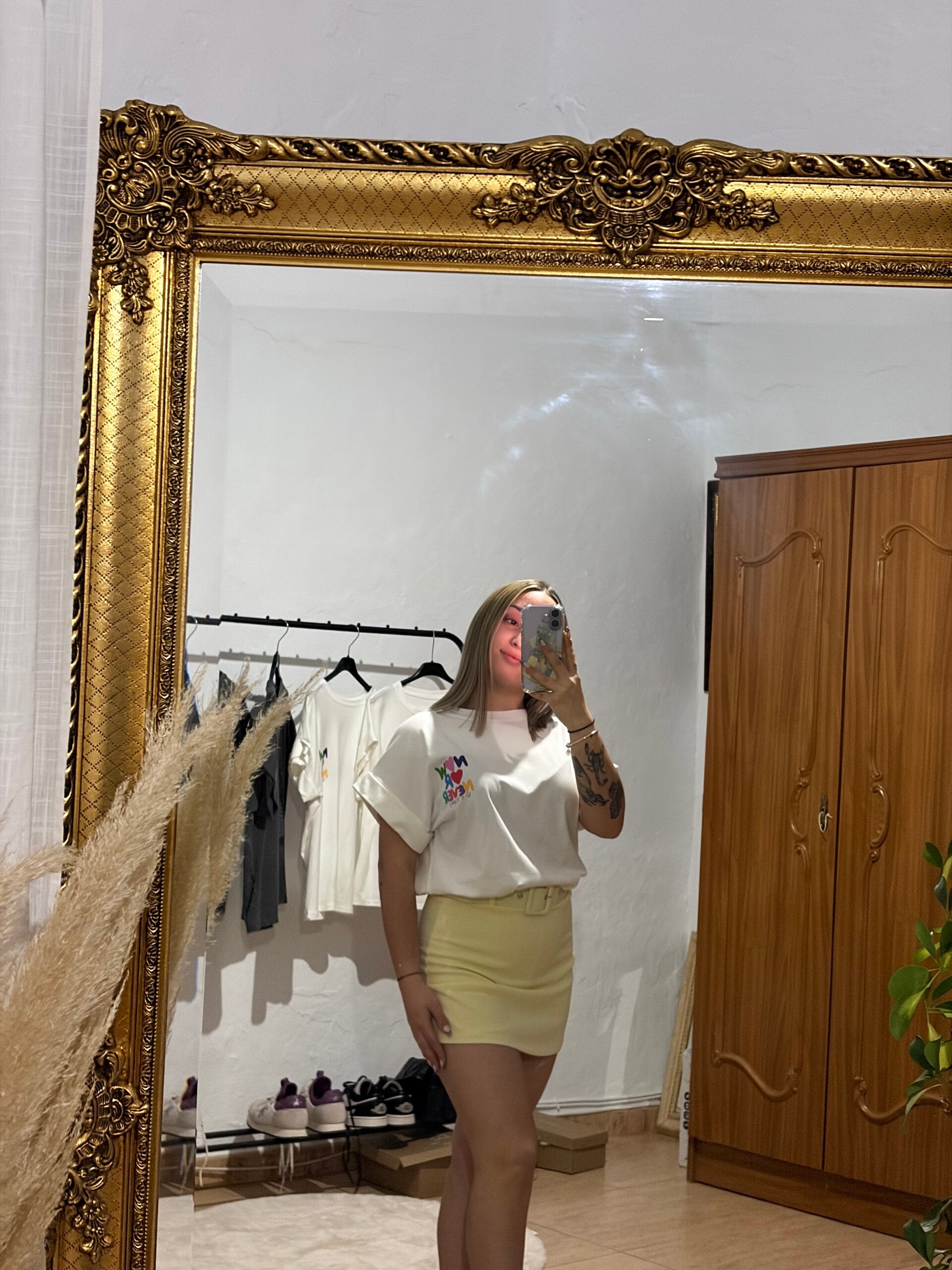 Camisetas básica manga corta.