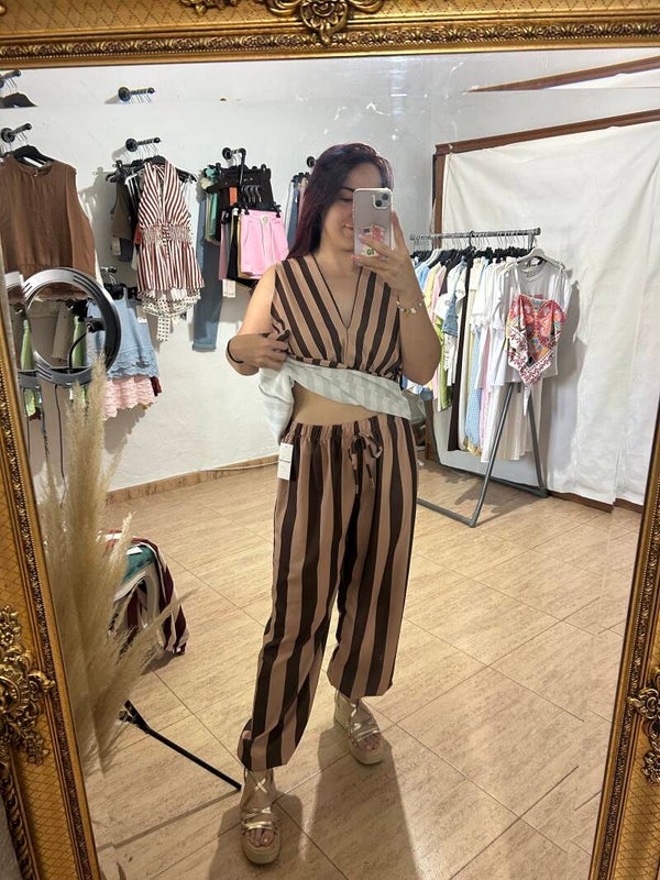 Pantalón rayado