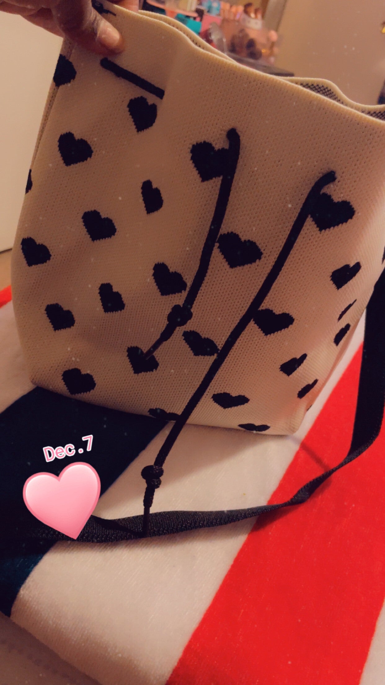 Cream white & Black drawstring bag