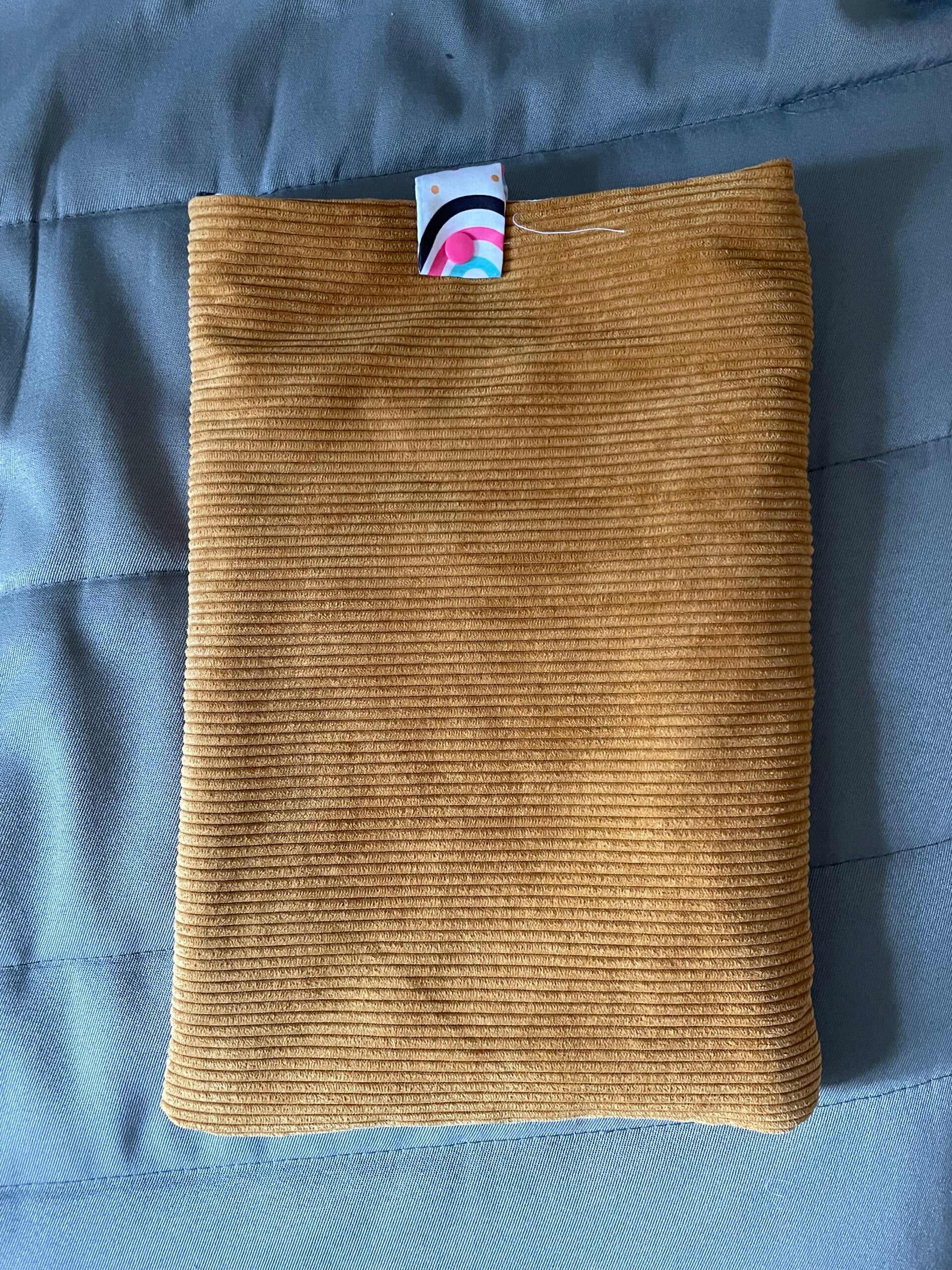 Pochette à livre arc-en-ciel