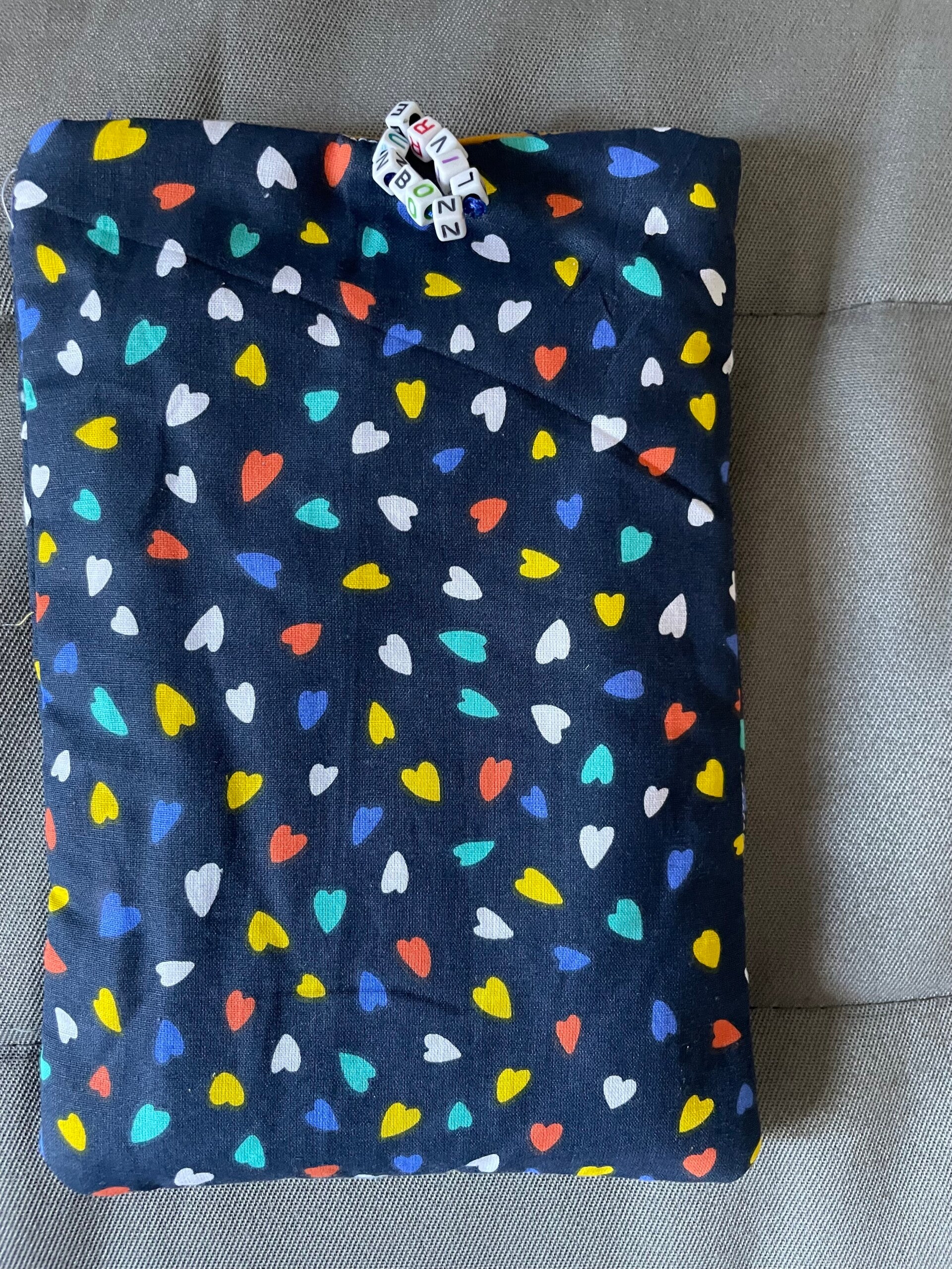 Pochette à livre coeurs