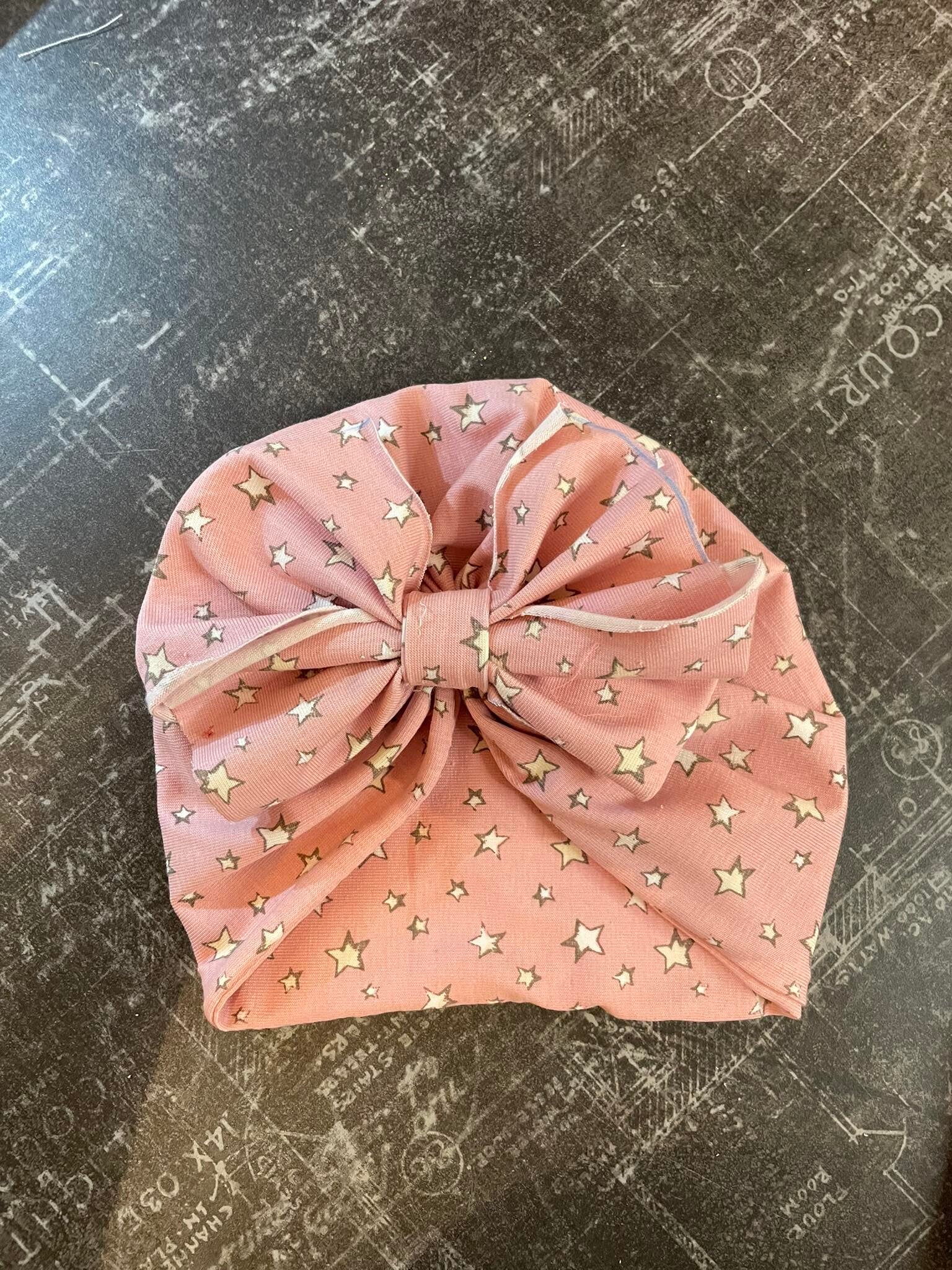 Bonnet bébé étoiles