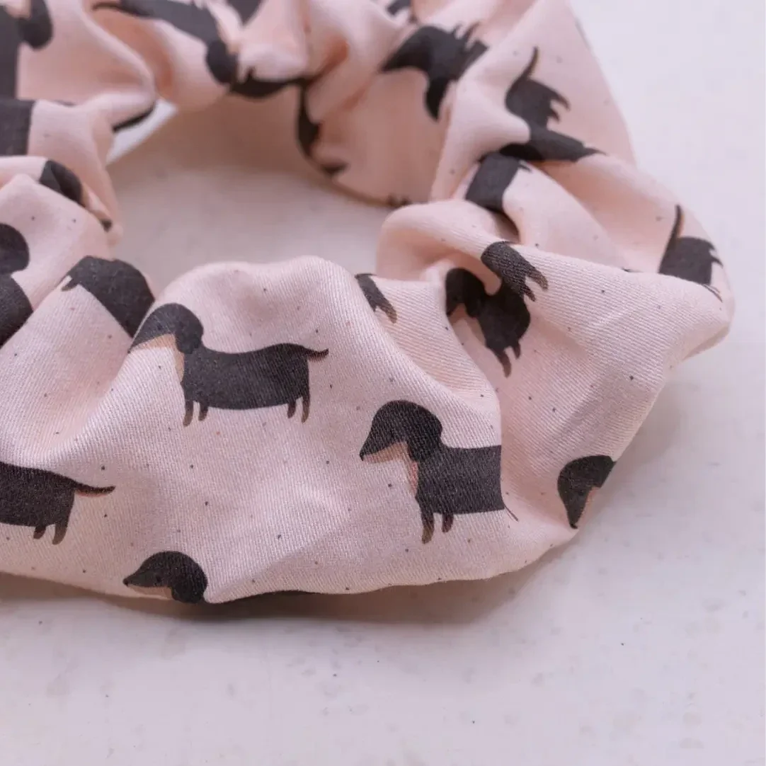 Handgemaakte teckelscrunchie