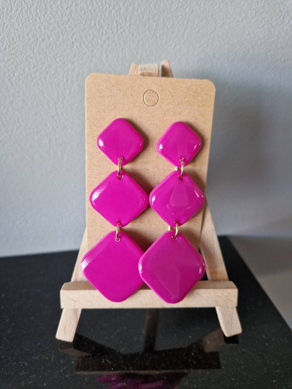 Madeleine magenta