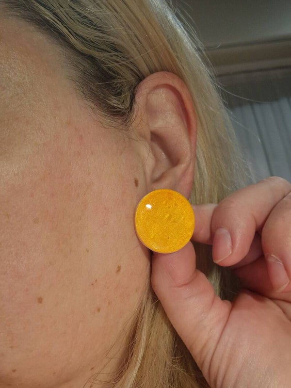 Lili mica oranje